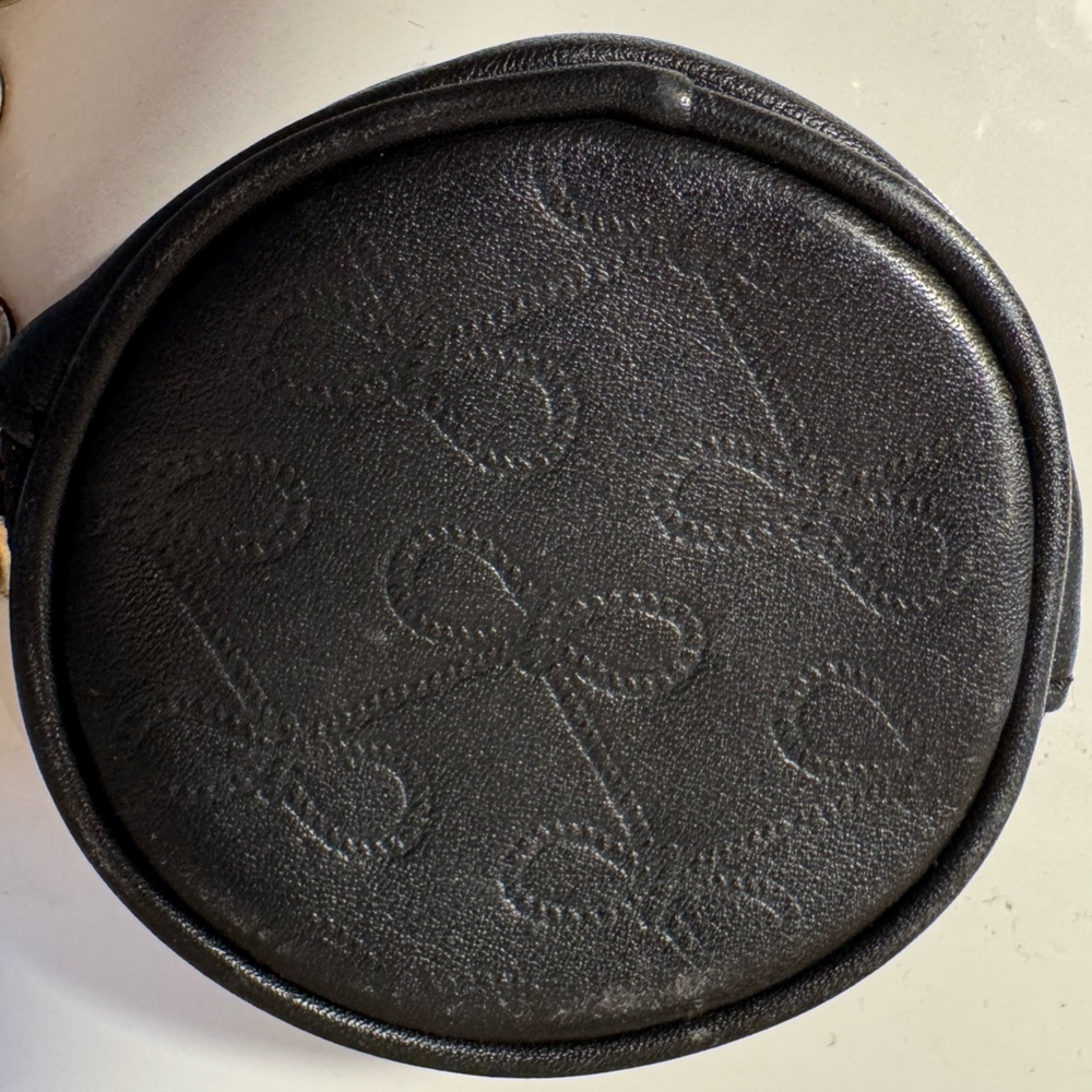 Anya Hindmarch Black Leather Coin Purse w/ Keychain - Picture 5 of 9